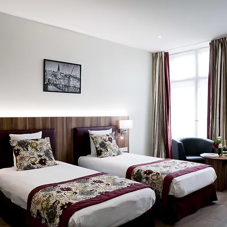 Le Phenix 4*