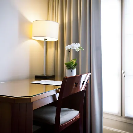 Hotel Le Phenix