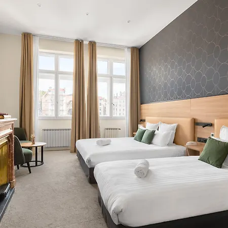 Hotel Le Phenix