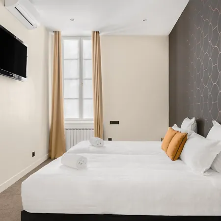 Hotel Le Phenix