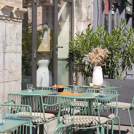 Le Phenix Otel Lyon