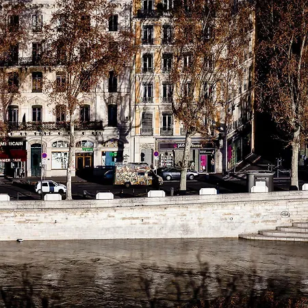 Hotel Le Phenix