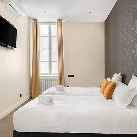 Le Phenix 4* ليون