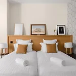 Hotel Le Phenix 4*