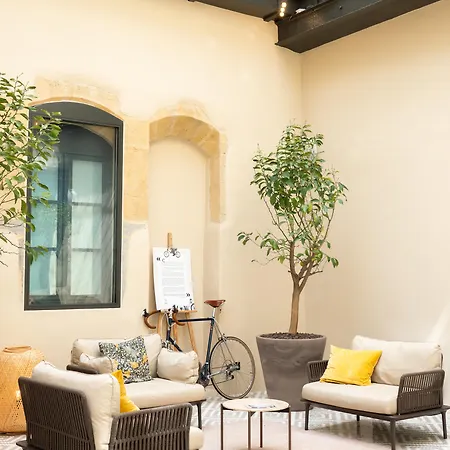 Otel Le Phenix Lyon