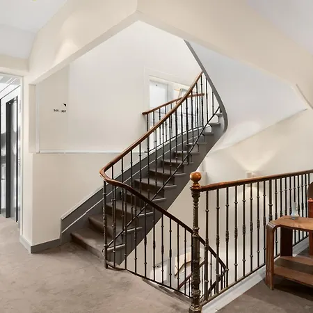 Hotel Le Phénix 4*